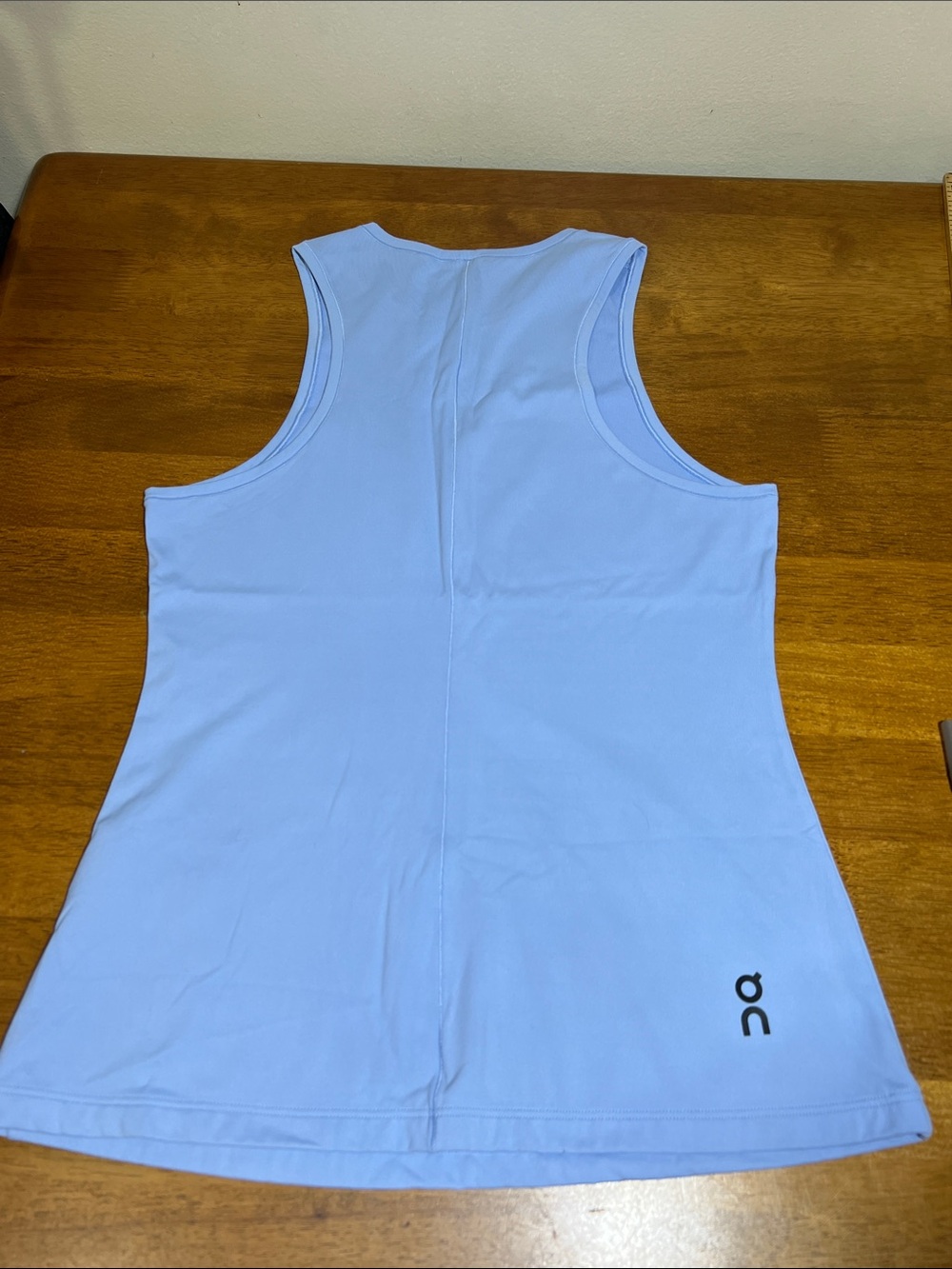ON RUNNING Light Blue Sleeveless Tank Top Size SMALL - Picture 3 of 6